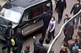 贵州十三岁女孩被铐游街 