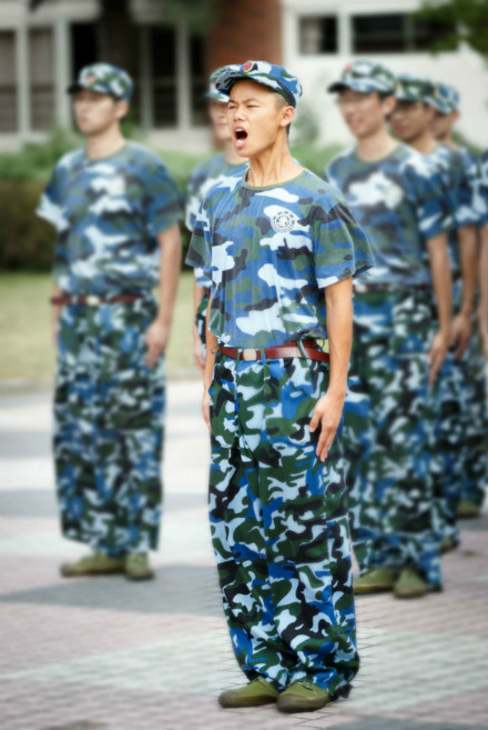 ѧԺУѵͼ5