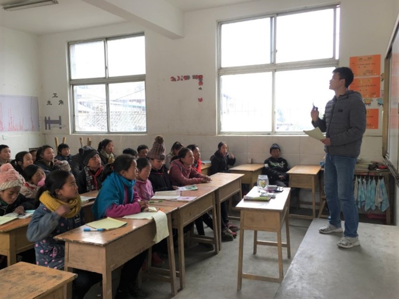 1月31日開始，中國礦業大學“聽見涼山”寒假志願服務小分隊來到四川省甘洛縣尼爾覺鄉中心小學，進行志願支教服務。