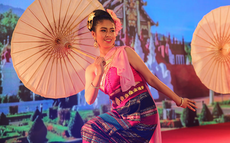 泰国舞蹈表演 吴晨摄
