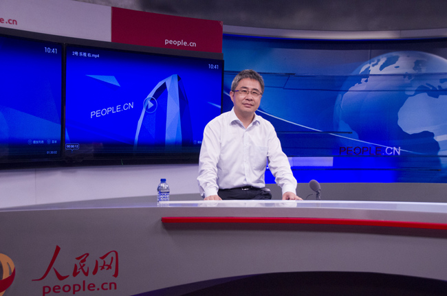 華東理工大學商學院院長閻海峰做客人民網直播間