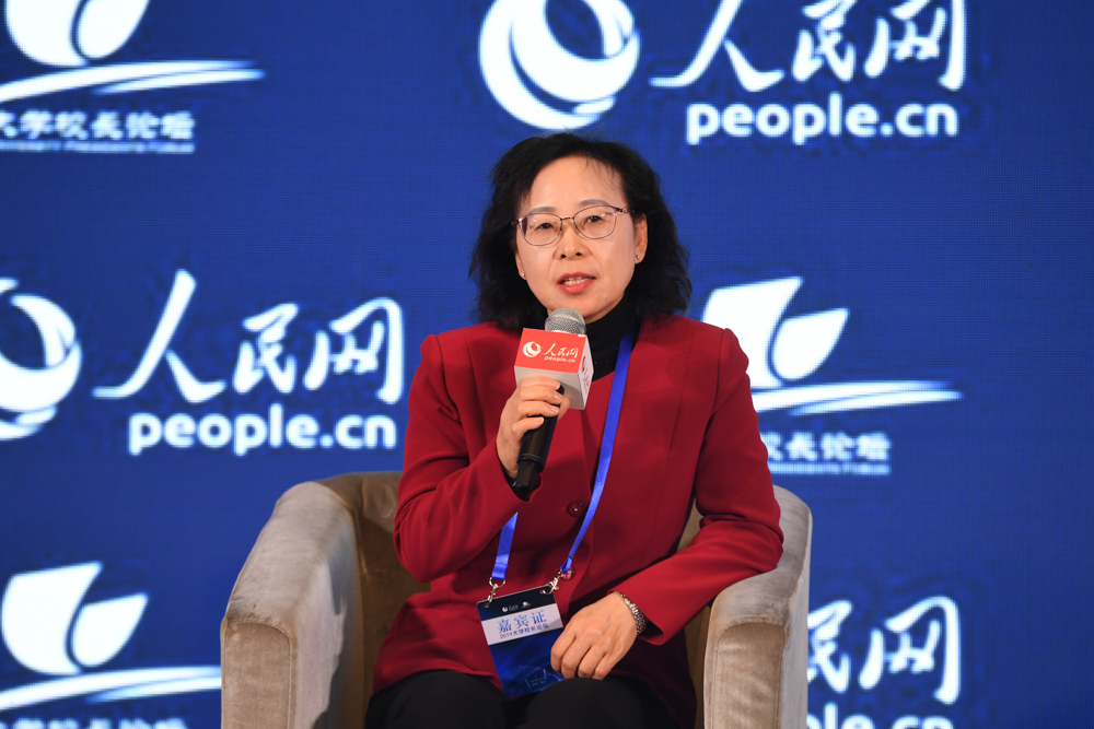 武汉大学副校长吴平。人民网记者 翁奇羽 摄