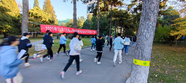 冬奥知识进校园北京科技大学掀起“冰雪热”