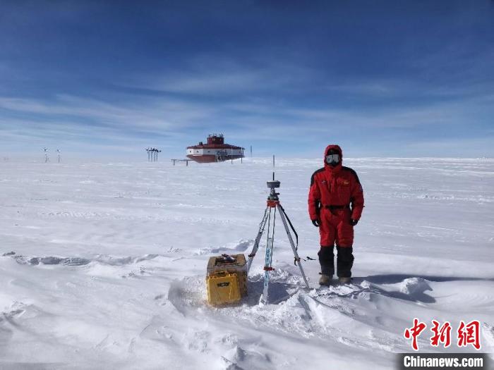 采集科考数据、完成科研任务 同济“出差二人组”从南极归来