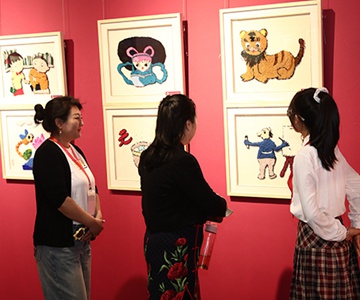 “美育浸润生命·思政引领发展”主题展示活动举办