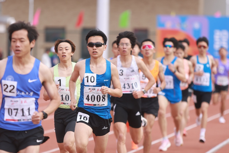 首都高等學校第63屆學生田徑運動會開幕。北京信息科技大學供圖