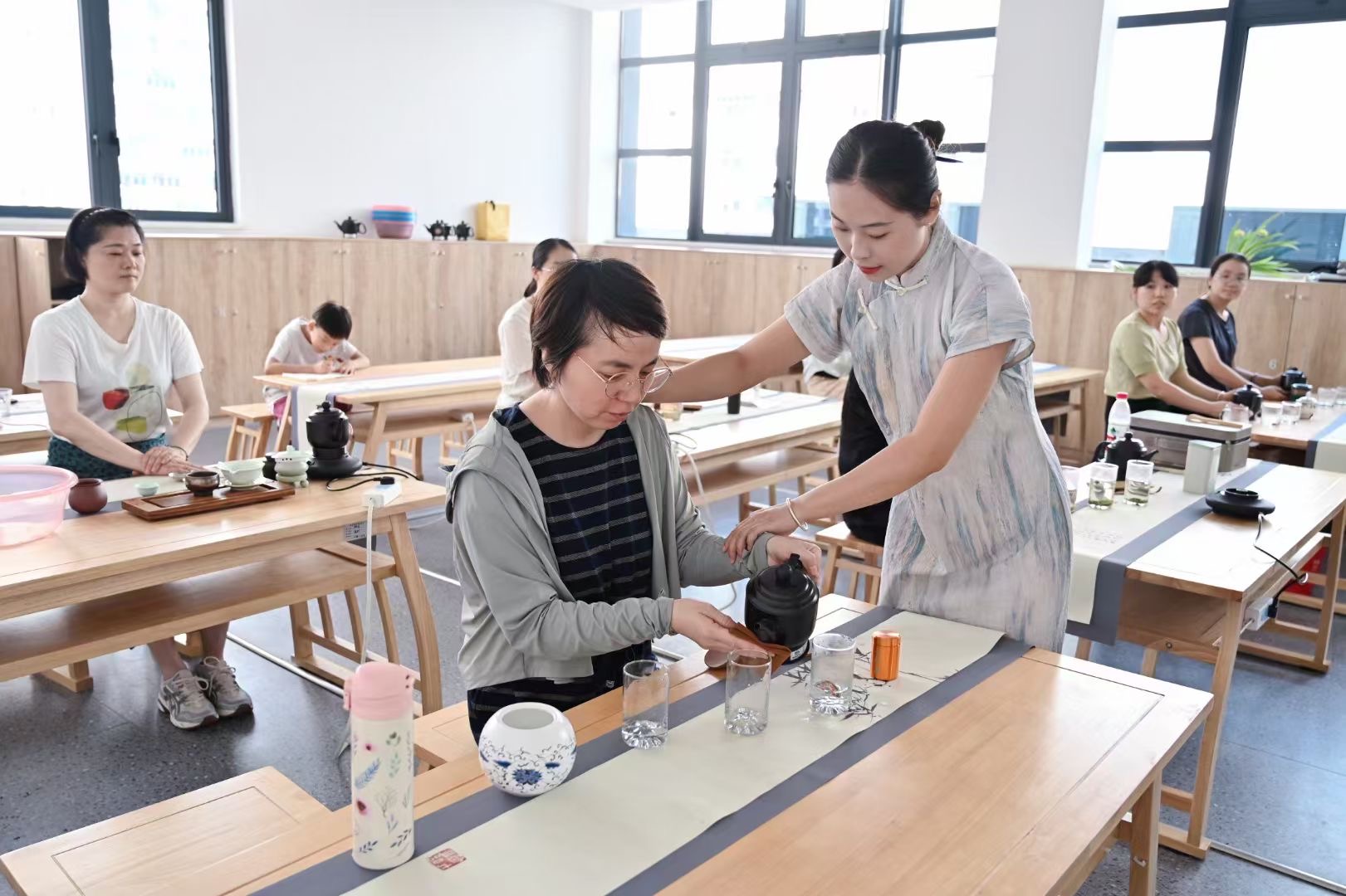 图为职工夜校茶艺班。常州市总工会供图