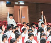 澳门学生在演讲中增强家国情怀