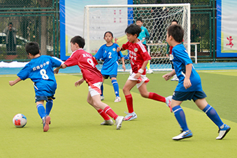 北京市“校园足球主题月”启动