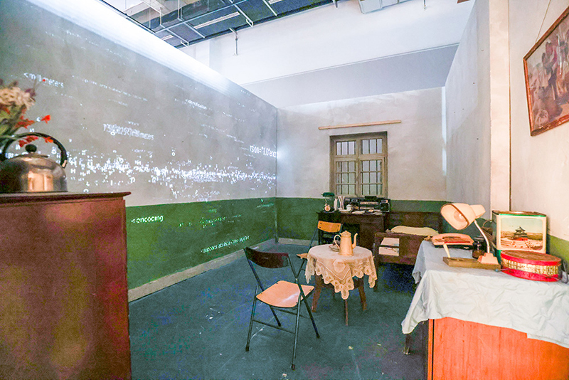 展會現場。學校供圖