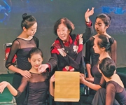 壁畫成舞 神韻流動