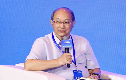 主持人：全國職業教育集團化辦學專家組副組長 高鴻