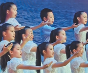 “童声里的中国”唱响20年