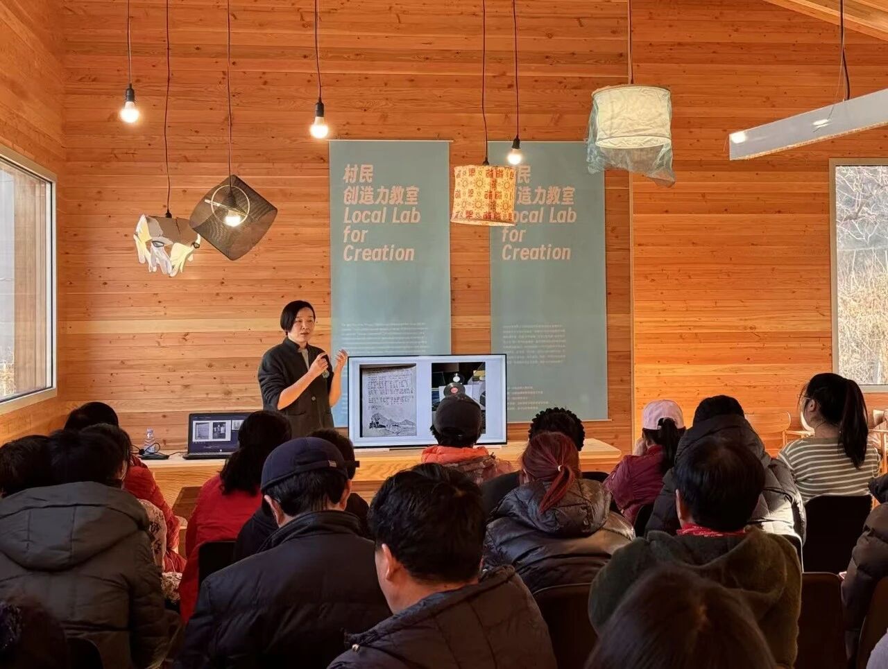 北服的“村民创造力课程”是一项持续在乡村土地上展开的乡村美育实践
