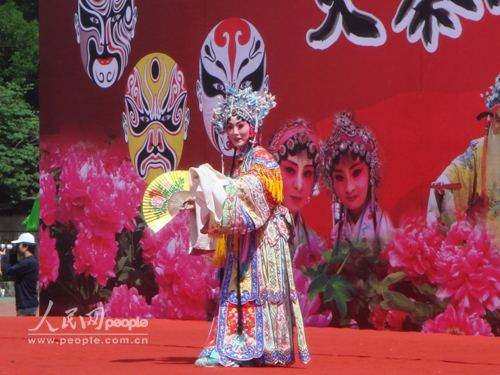 西安市育校园中学进护士陶冶情趣v校园帽子带情趣学生戏曲的怎么服图片