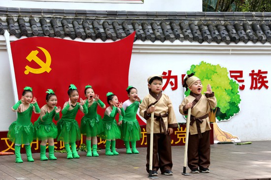 淮北市抓在经常融入日常 引领青少年学党史心向党