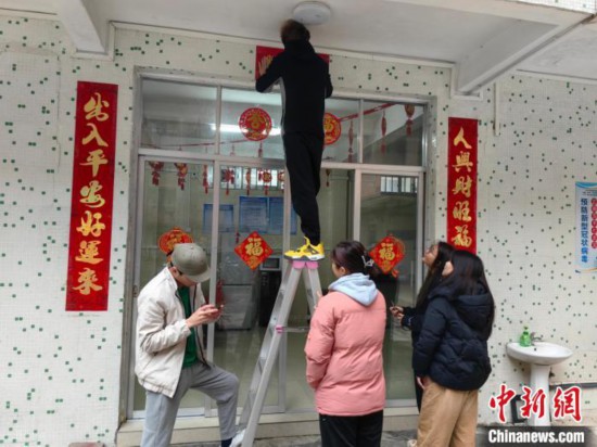 广东湛江：来华留学生体验别样的中国“年味”