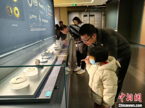 青海省博物馆推出AR研学教育活动 让文物“活”起来