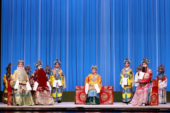 第七屆中國京劇優秀青年演員研究生班畢業公演北京站京劇《龍鳳呈祥》精彩上演