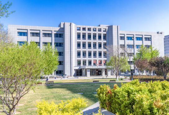 首都医科大学图书馆